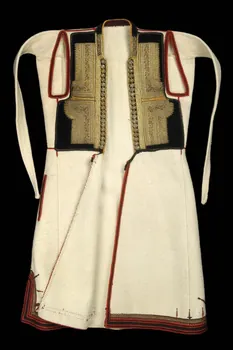 costume de femme klasenik DMH1954.2.1.4  Photo