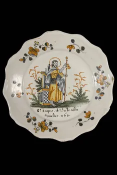 assiette plate France 1768 1955.15.9 Photo