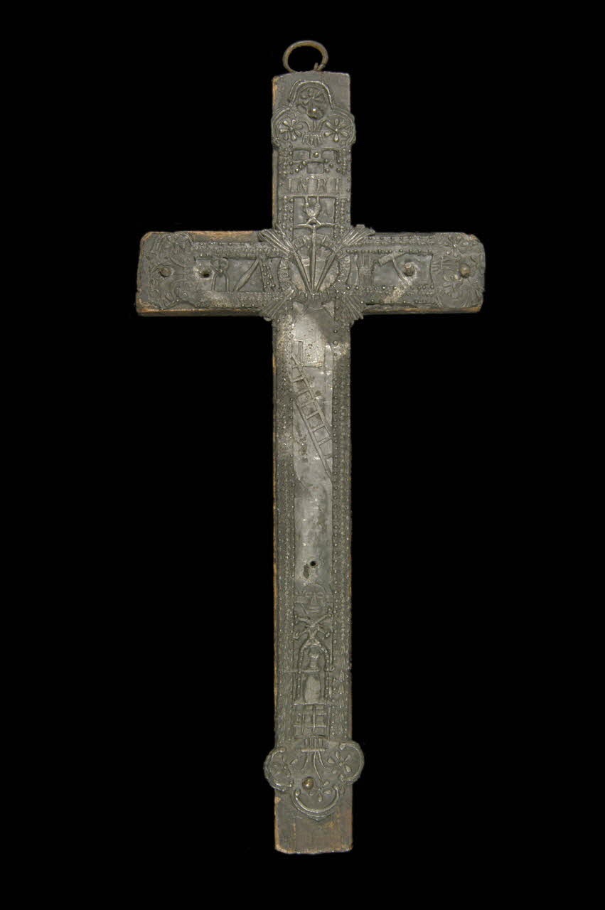 crucifix 1955.18.15 Photo