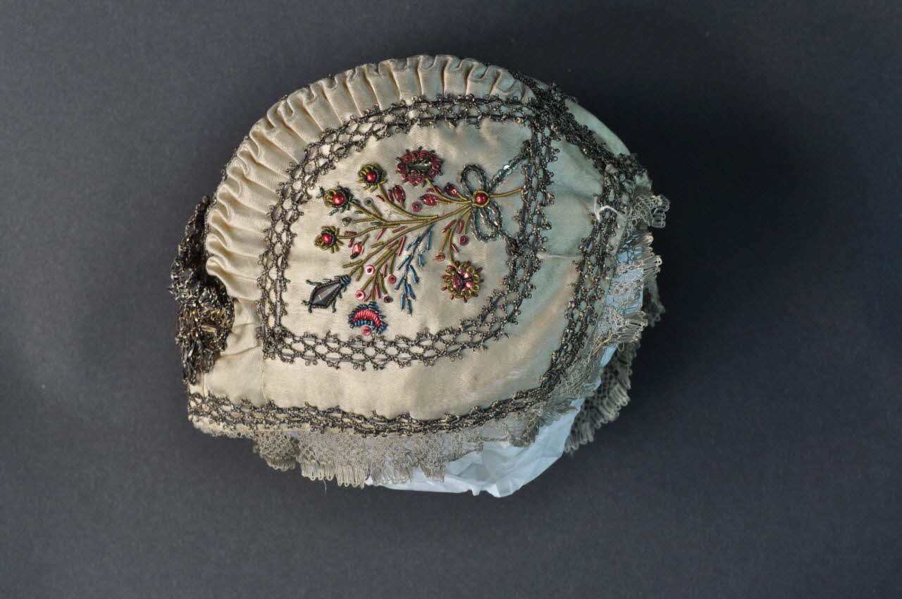 bonnet d'enfant 1957.155.671 Photo Mucem