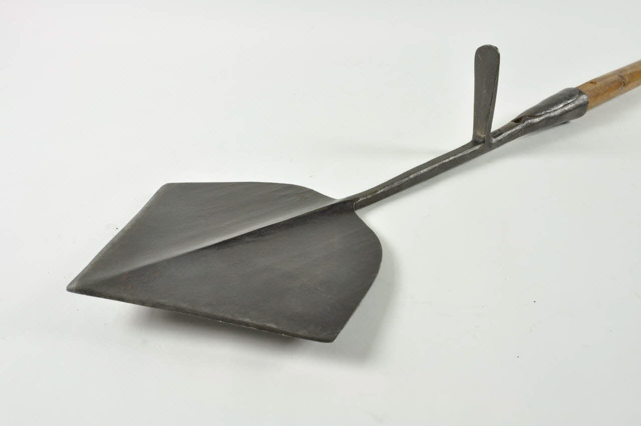 COUPE-FOIN Taio-Raco 1959.110.282 Photo Mucem