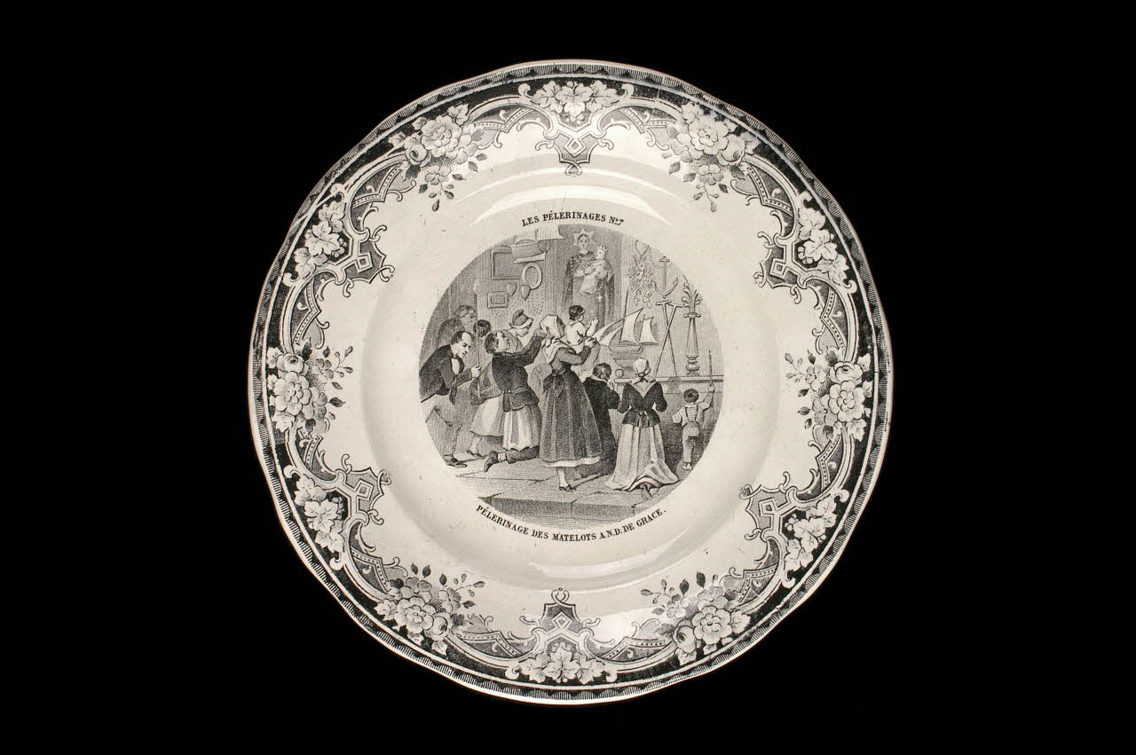 FaïEnces ; Lebeuf Milliet Et Cie assiette plate Picardie, France 1850-1900 1956.115.4 Photo
