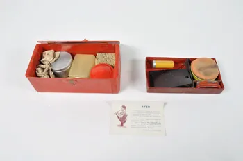 BOITE A MAQUILLAGE 1958.61.2 Photo Mucem
