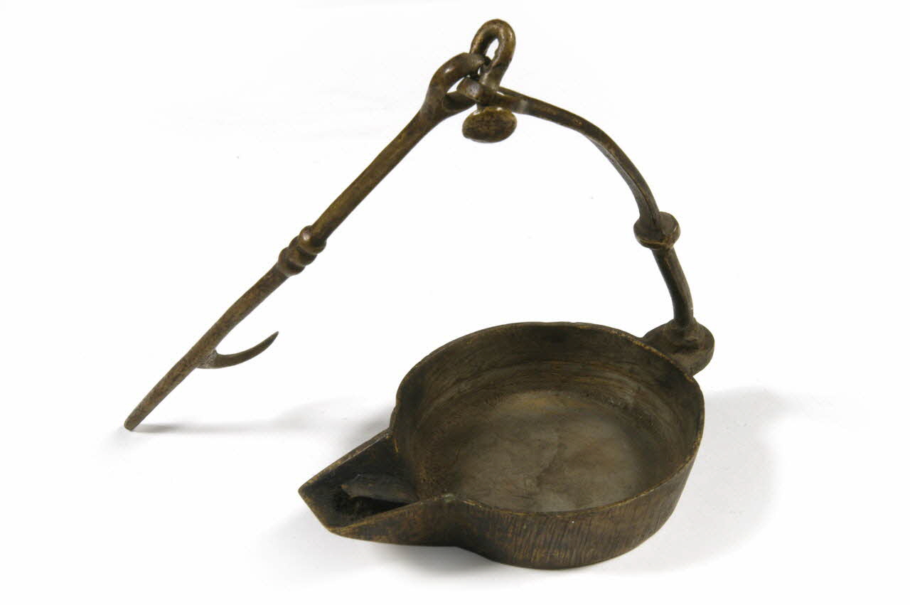 Ulysse Duraffourg lampe à huile Crojeu Les-Bouchoux(Jura) 1850 1956.42.43 Photo