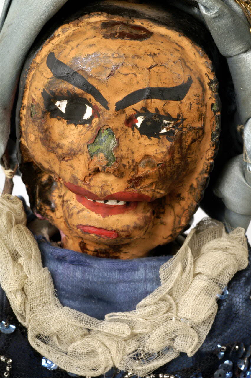 marionnette à fils La femme aux trois visages 1956.73.9  Photo
