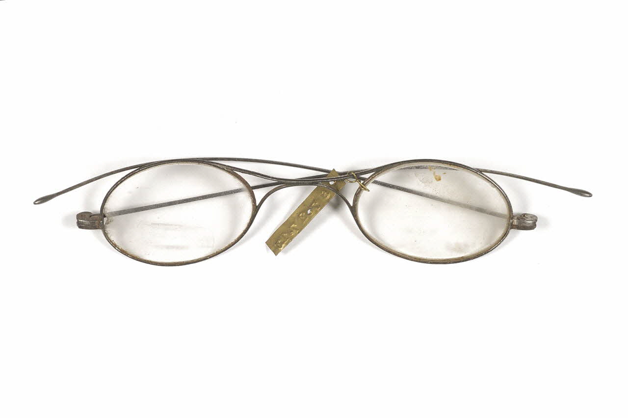 paire de lunettes 1957.27.13 Photo