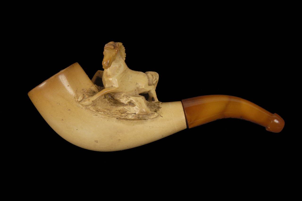 fume-cigarette 1958.44.52 Photo