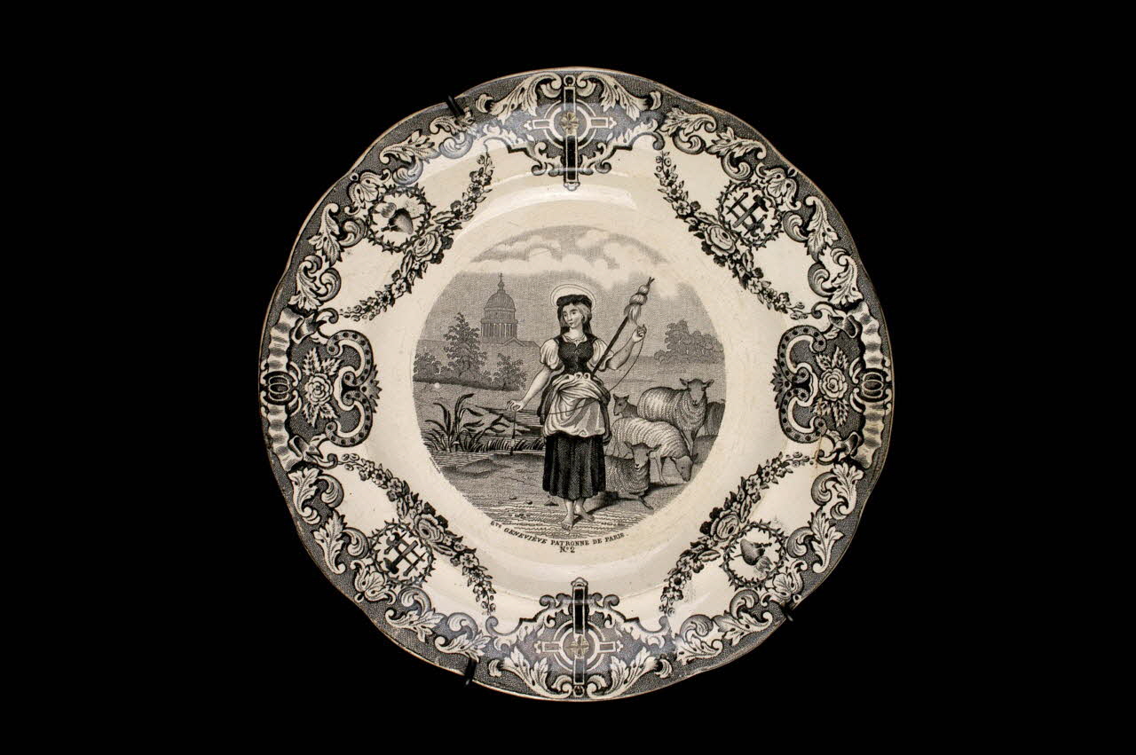 assiette plate 1959.105.6 Photo
