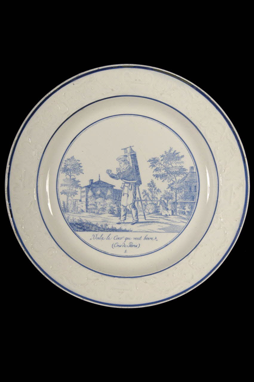 Paillart (Valentin), Hautin (Hippolyte); assiette plate Île-de-France, France 1830 1959.108.5 Photo