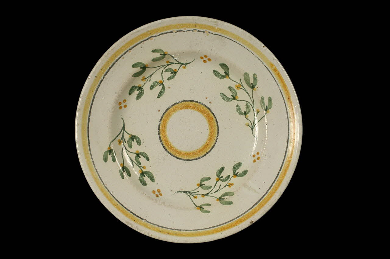 assiette plate 1959.27.1 Photo