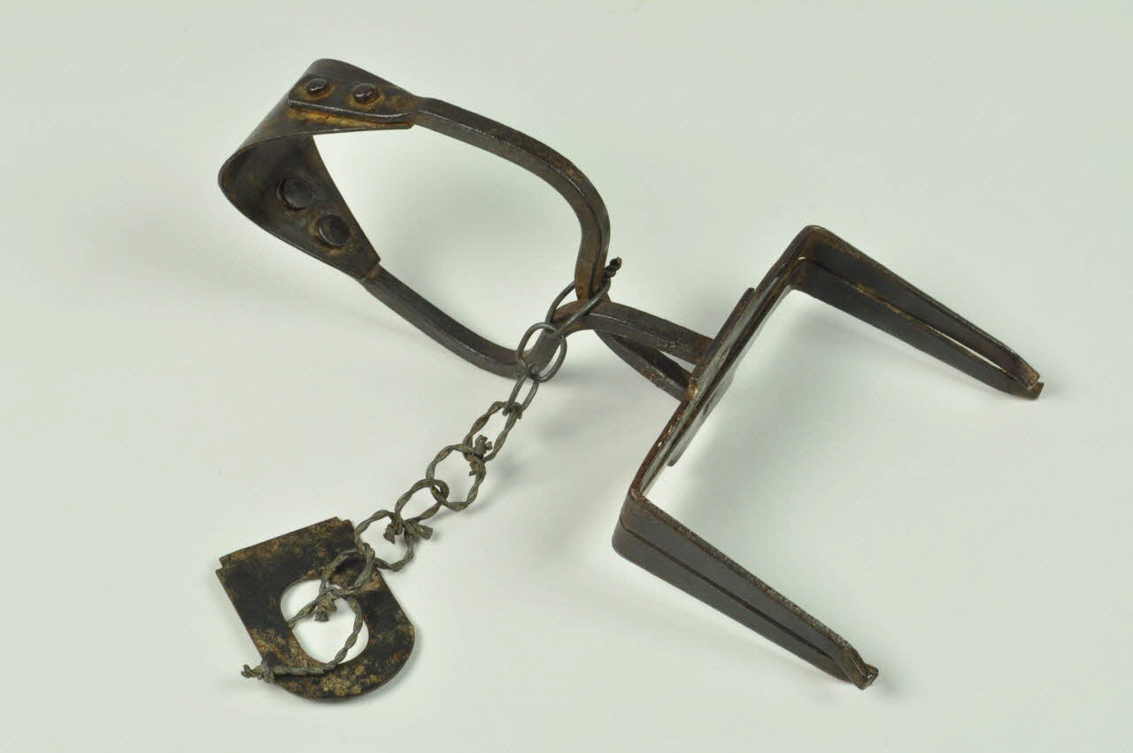 piège à pince rabattante 1960.140.186 Photo Mucem