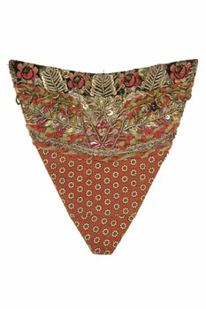 plastron 1900-1910 1960.125.1.3 Photo