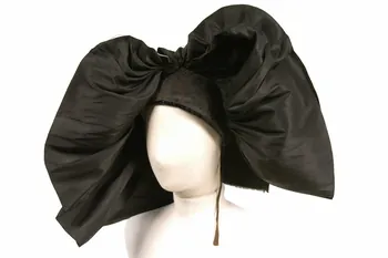 bonnet 1900-1910 1960.125.1.5  Photo