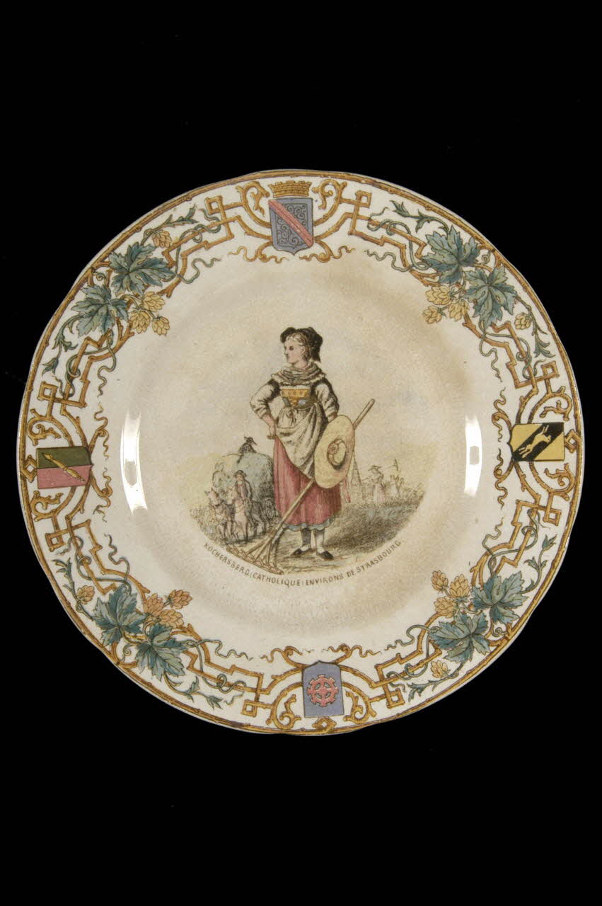 assiette plate 1960.131.1 Photo