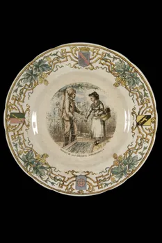 assiette plate 1960.131.4 Photo