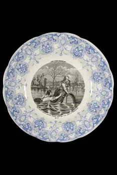Geoffroy, De Boulen Et Cie; assiette plate Centre, France 1870 1960.14.1 Photo