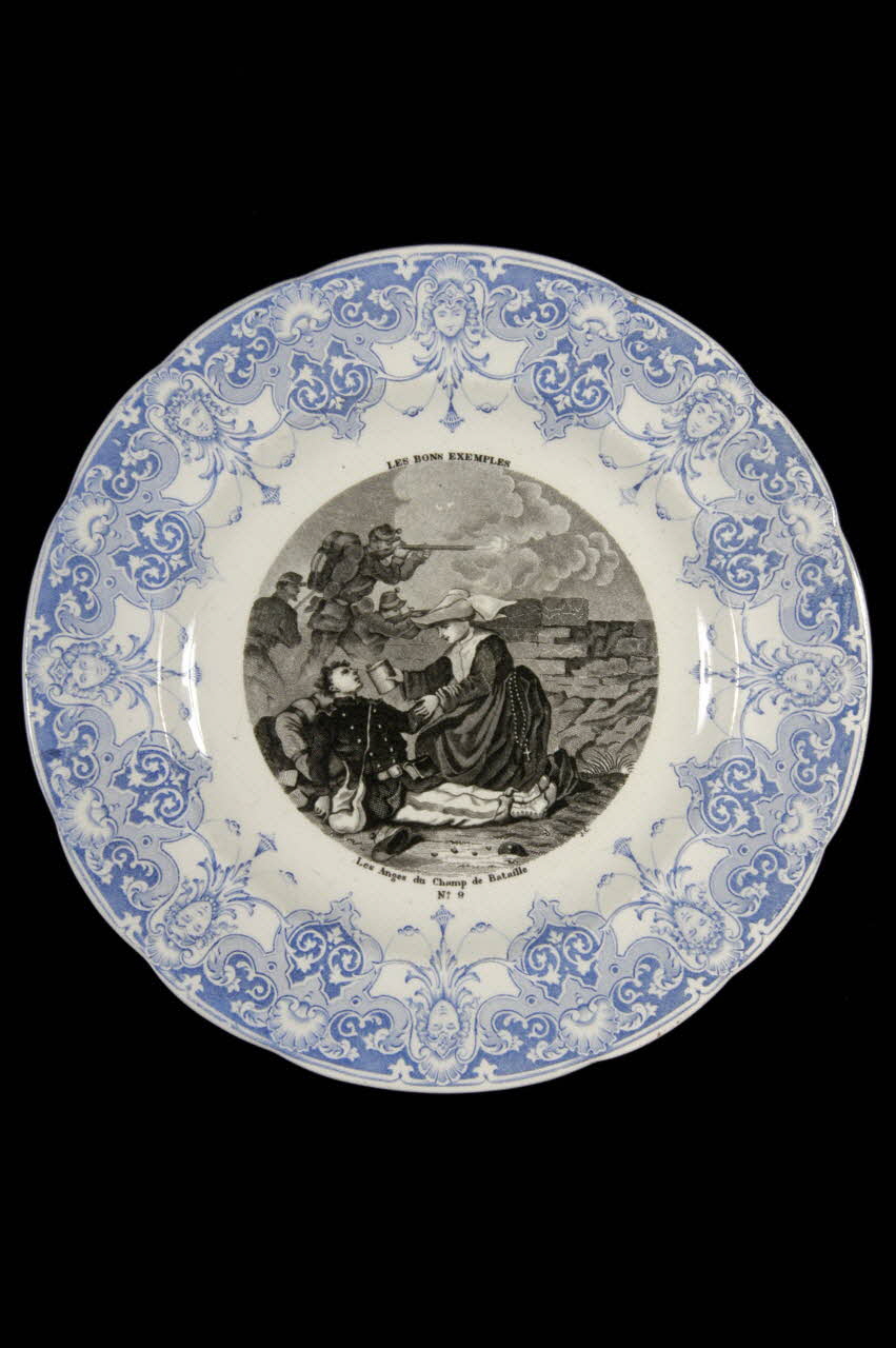 Geoffroy, De Boulen Et Cie; assiette plate Centre, France 1870 1960.14.3 Photo