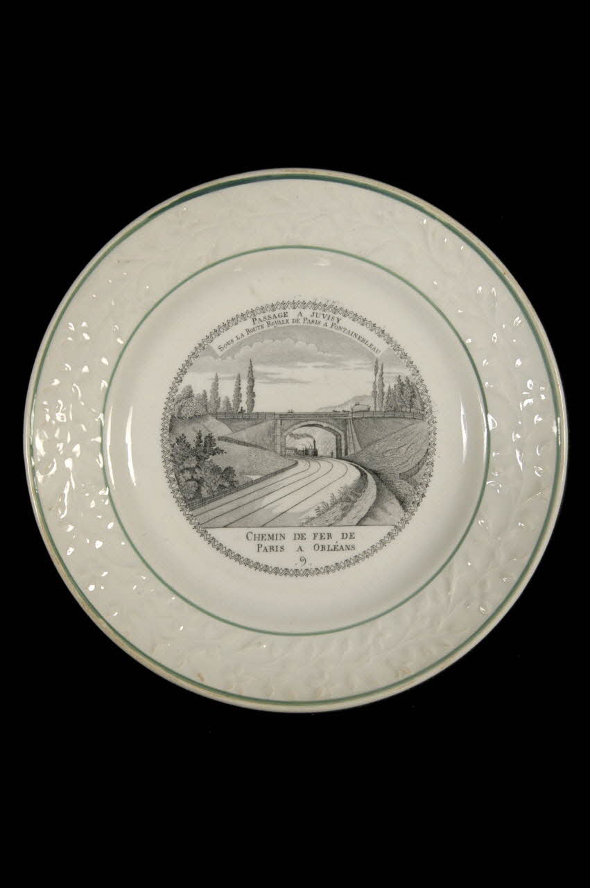 assiette plate 1960.2.13 Photo