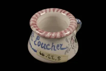 A. Riviere pot de chambre Bourgogne, France 1900-1925 1960.22.8 Photo