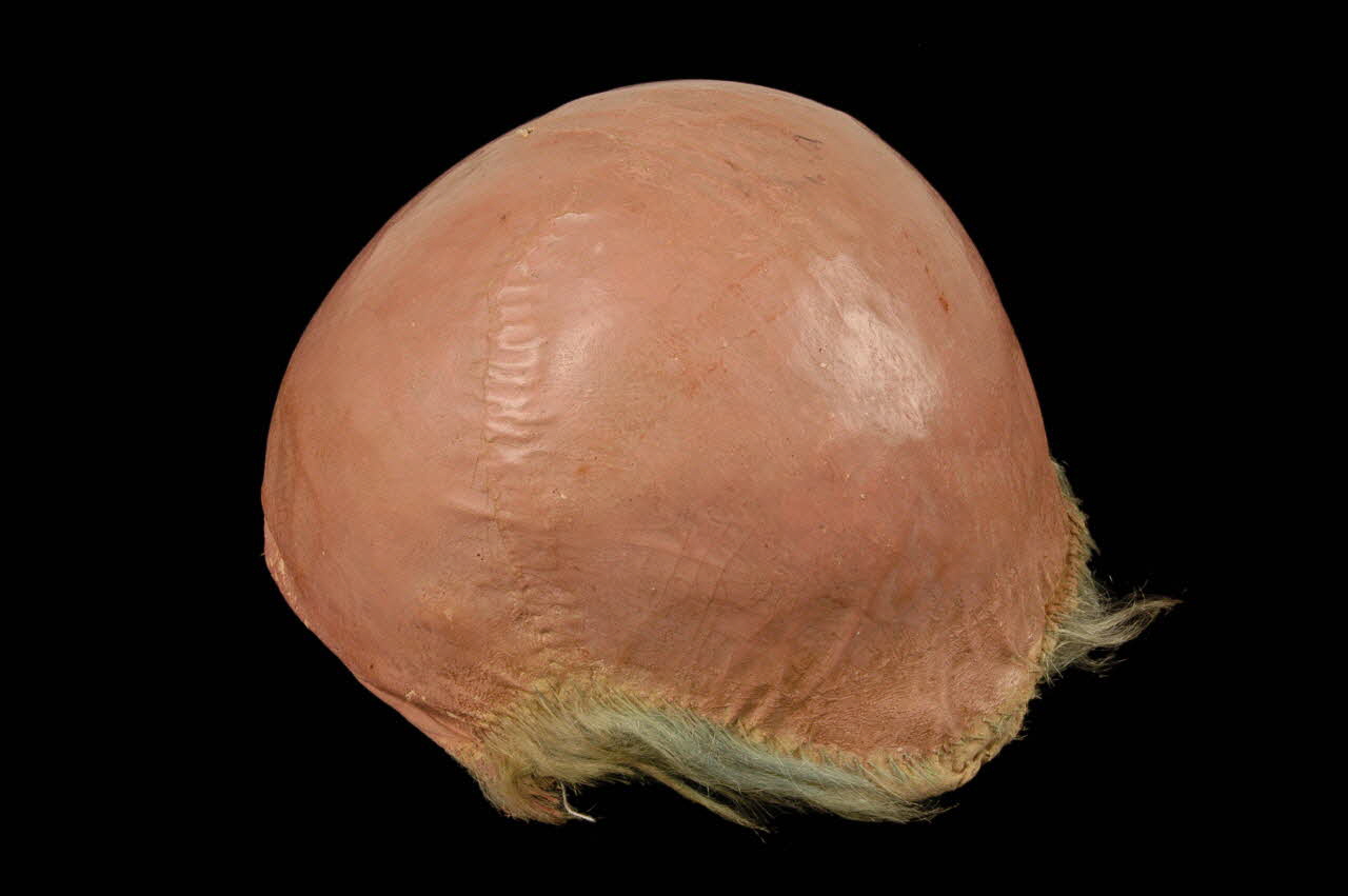 L Gustave FAUX CRÂNE costume de scène du clown Grock 1959 1960.51.2 Photo