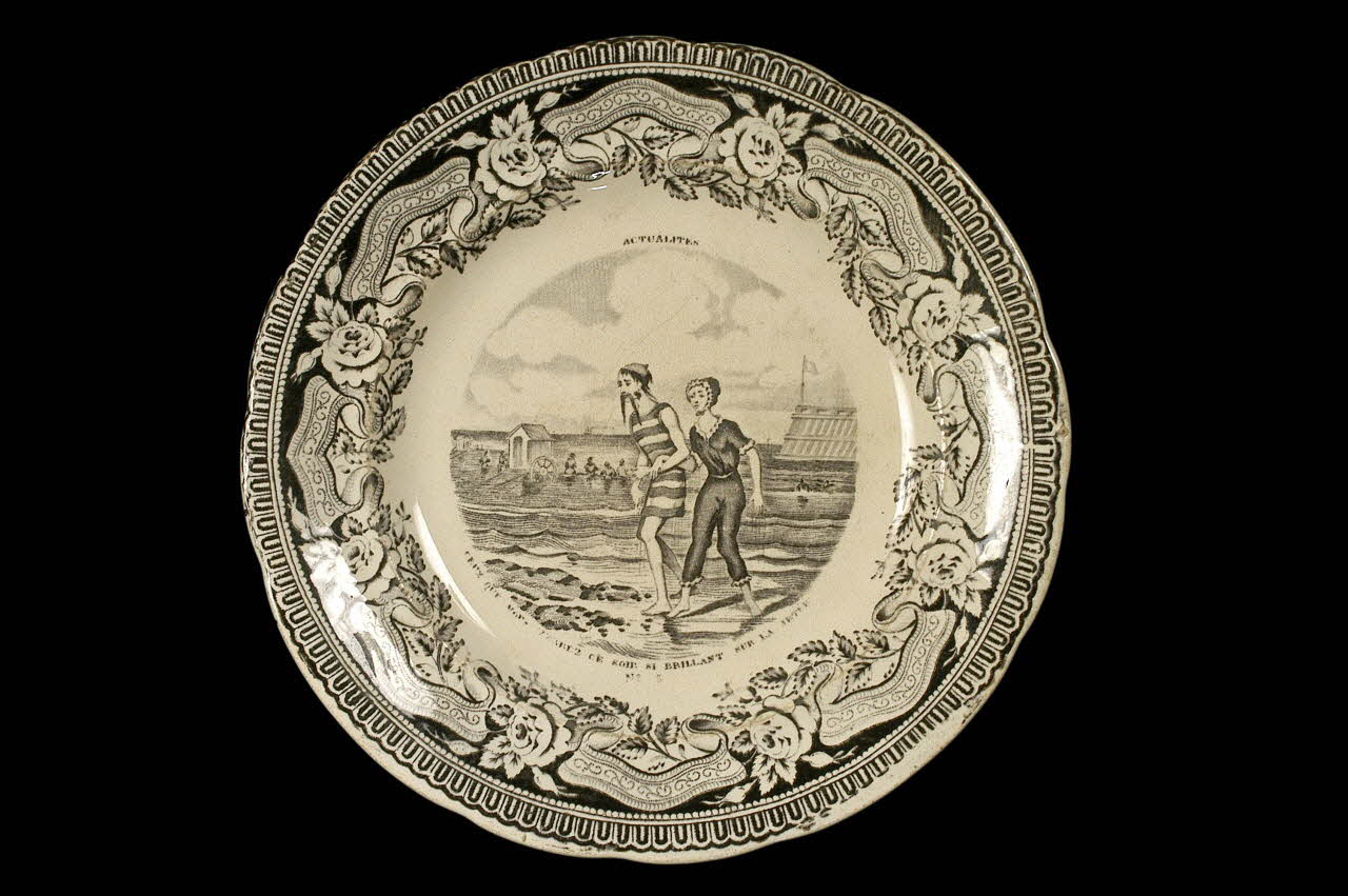 Geoffroy, De Boulen Et Cie; assiette plate Centre, France 1871 1960.81.12 Photo