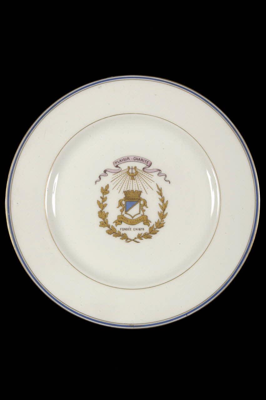 assiette plate 1900-1960 1960.88.11 Photo