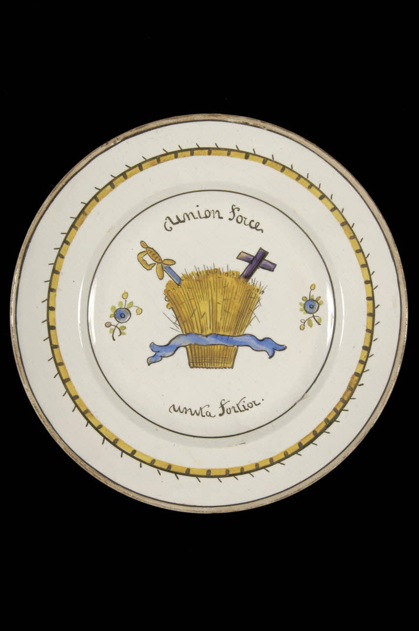 assiette plate 1961.66.17 Photo