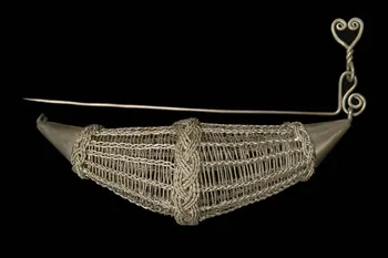 broche DMH1961.100.1.8 Photo