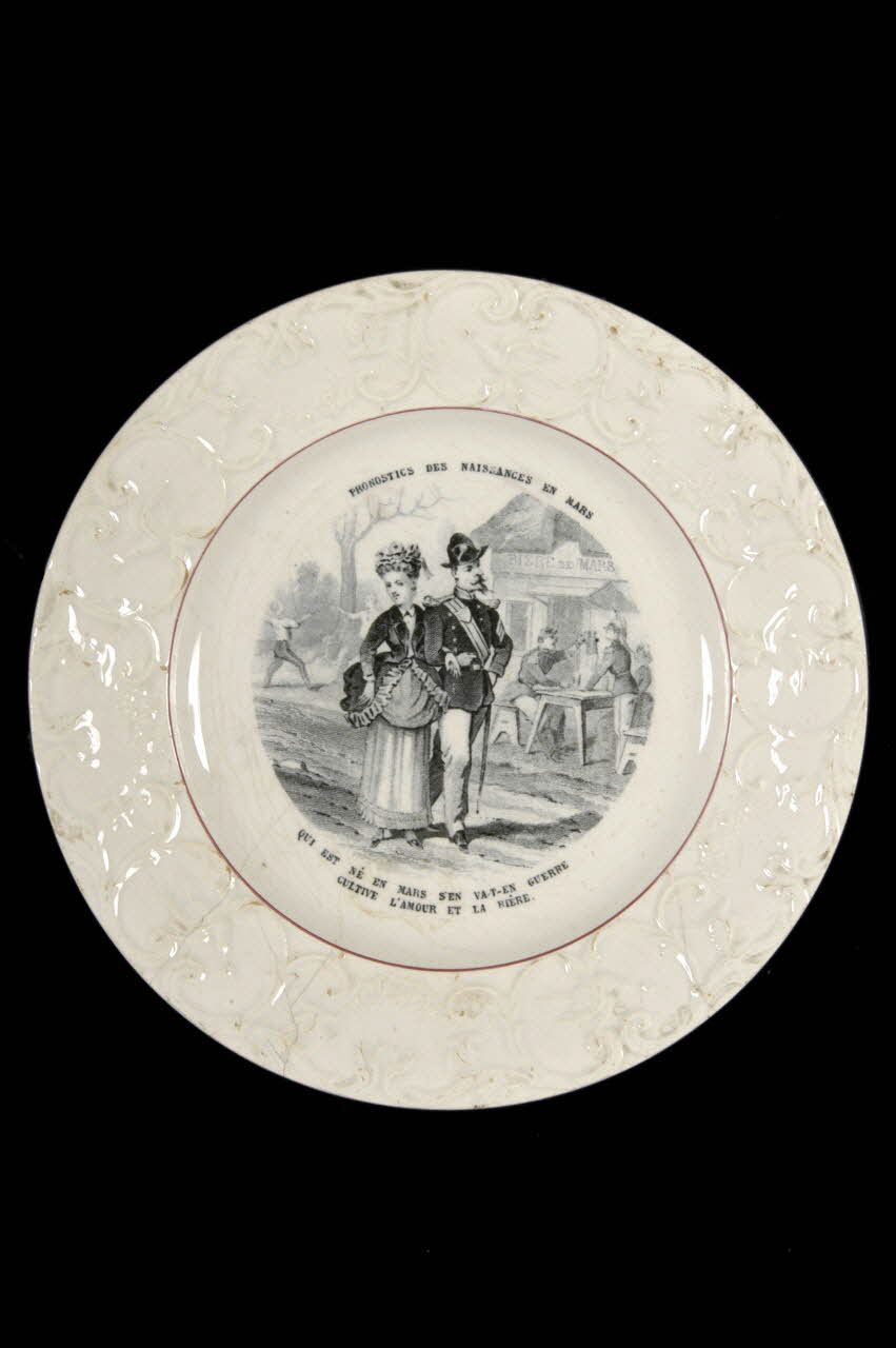 assiette plate 1962.10.11 Photo