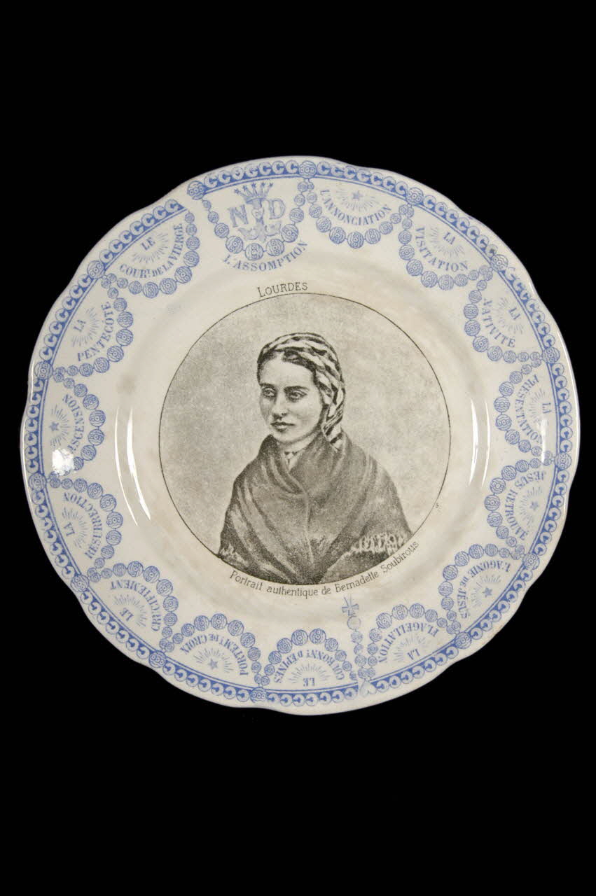 assiette plate 1962.15.4 Photo