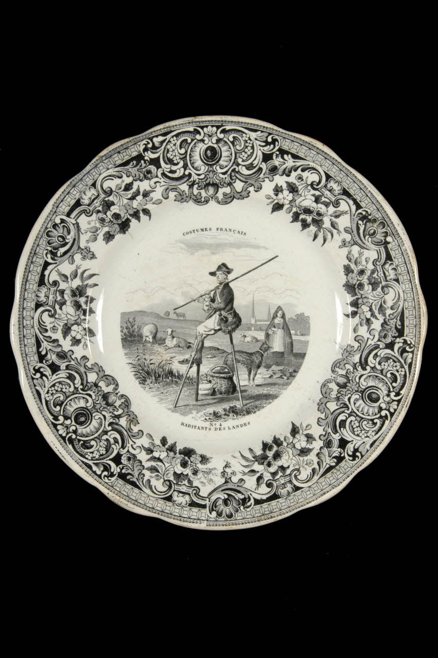 assiette plate 1963.129.6 Photo