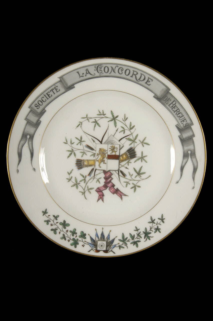 assiette plate 1900-1925 1963.133.16 Photo