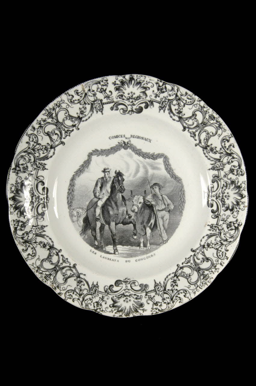 assiette plate 1963.33.25 Photo