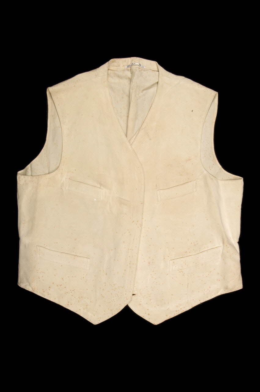 élément du costume de clown 1964.32.3 Photo