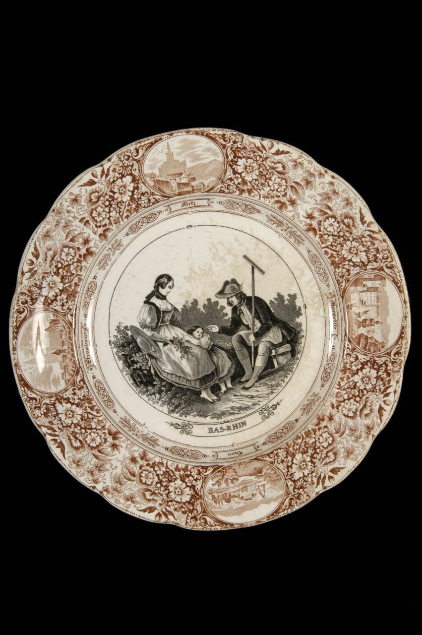assiette plate 1964.55.4 Photo