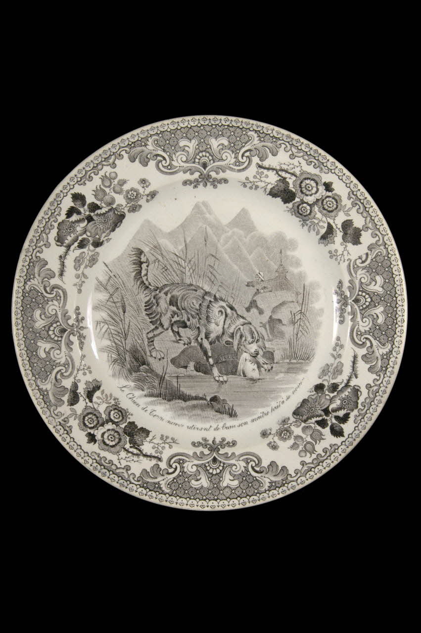 assiette plate 1964.98.16 Photo