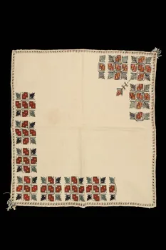 mouchoir de tête DMH1964.78.133  Photo
