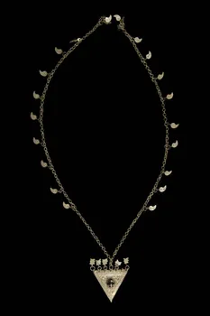 pendentif DMH1964.78.2104  Photo