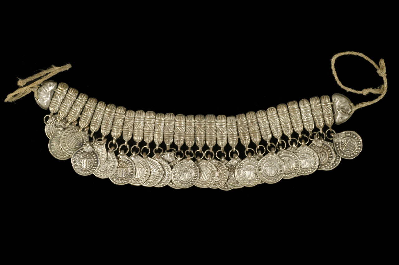 collier DMH1964.78.2158 Photo