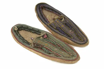 PAIRE DE SANDALES DMH1964.78.599.1-2 Photo