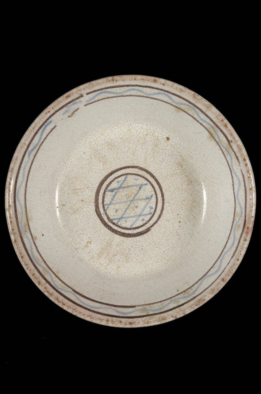 assiette calotte 1965.60.6 Photo
