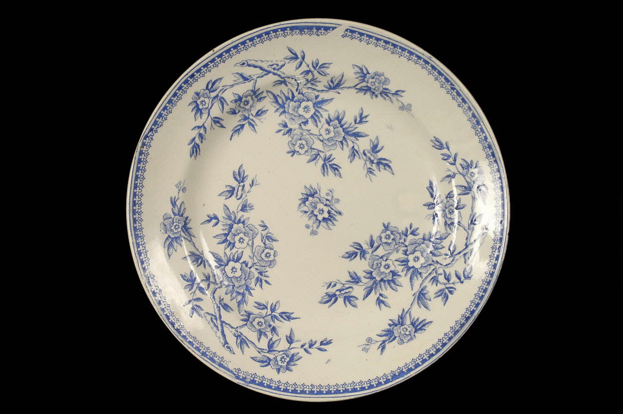 assiette plate Rhône-Alpes, France 1900-1912 1965.65.34 Photo