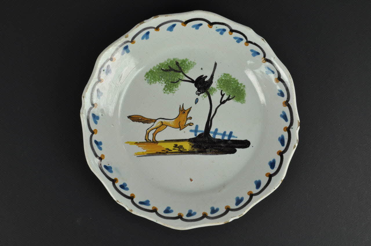 assiette plate Le Corbeau et le Renard Bourgogne, France 1800 1960.2.5 Photo Mucem