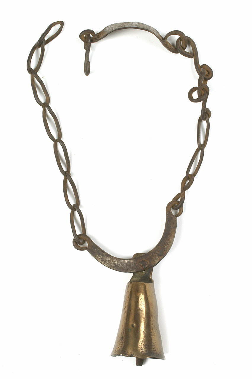 CLOCHE ET COLLIER DMH1966.73.2 Photo