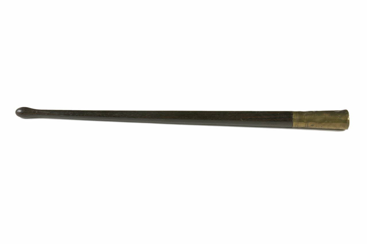 instrument de musique de clown 1967.115.142.3.1 Photo