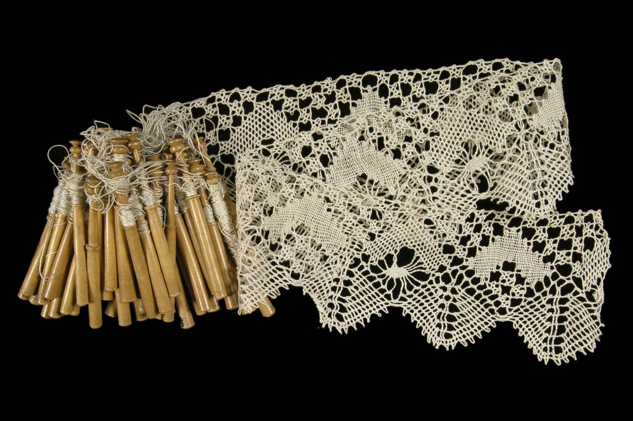 fuseau à dentelle 1967.123.2-42 Photo