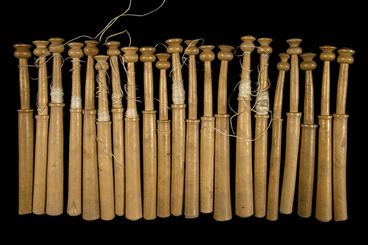 fuseau à dentelle 1967.123.43-220 Photo