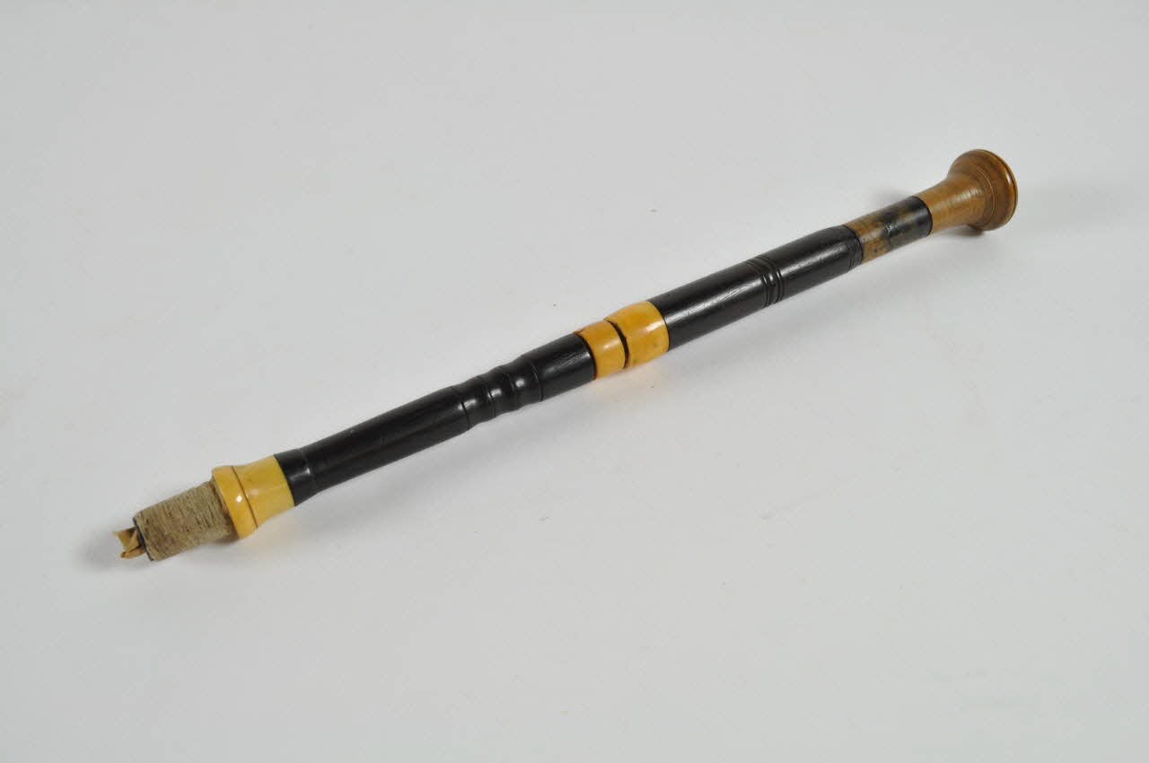 tuyau mélodique de cornemuse 1960.25.15 Photo Mucem