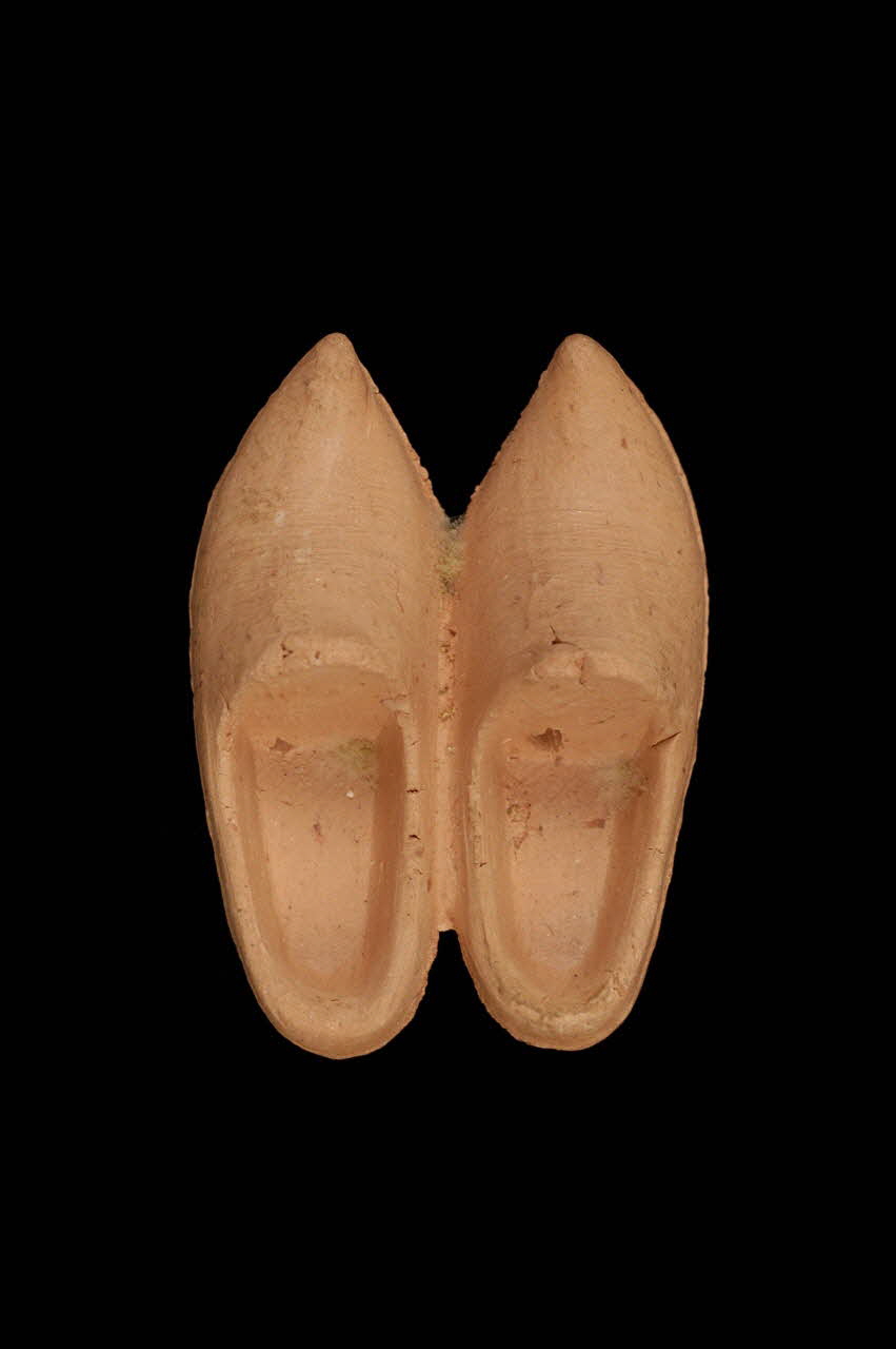 accessoire du costume de poupée 1969.46.4 Photo