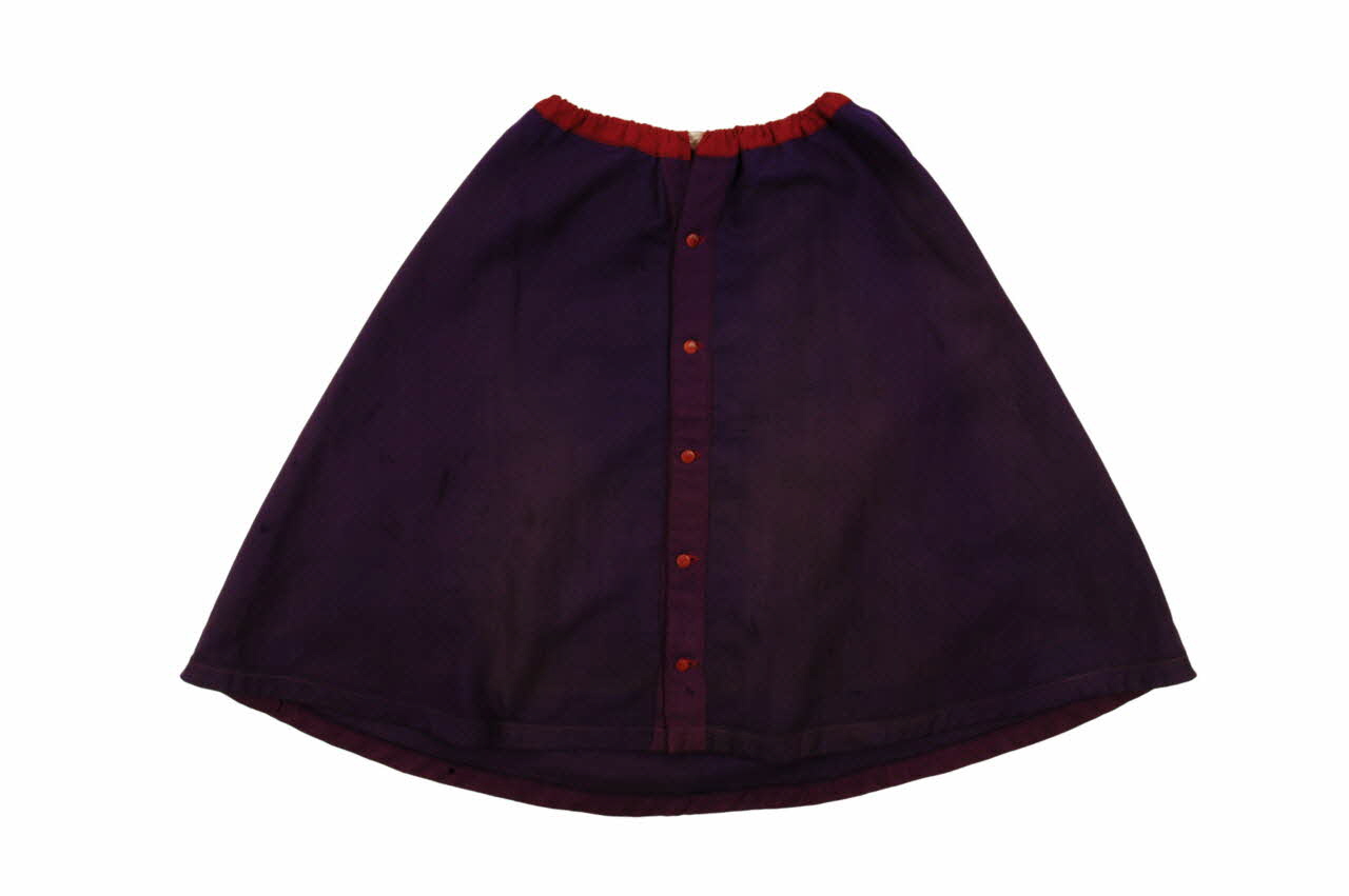 JUPE D'ENFANT DE CHOEUR 1965 1969.63.22  Photo